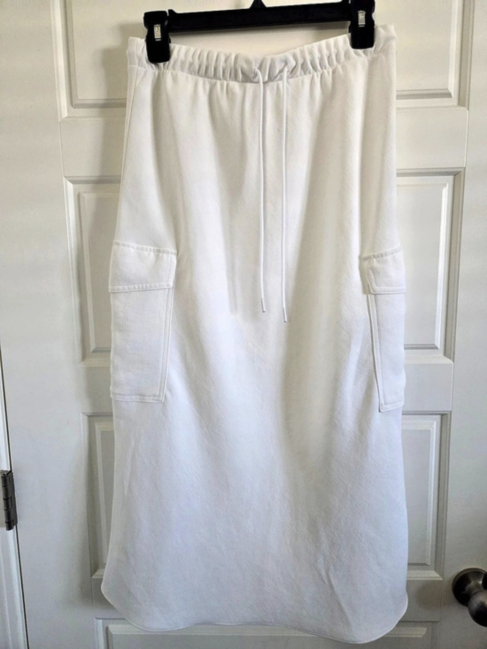 Wilfred by Aritzia White Utility Cargo Midi Skirt